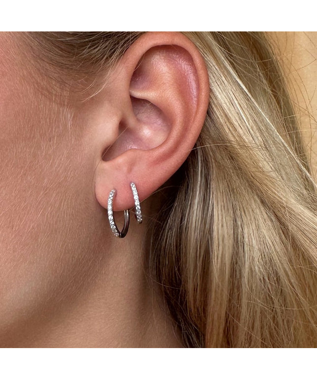 Tina Hoops i sølv m. zirkonia. 15 mm